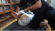 呼吸制御と口腔内虐待のMummification
